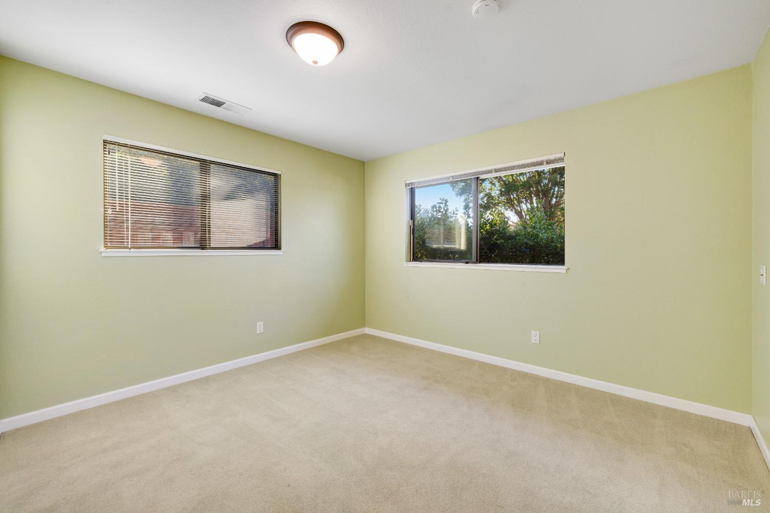 Detail Gallery Image 23 of 49 For 160 W Cotati Oaks Ct, Cotati,  CA 94931 - 3 Beds | 2 Baths