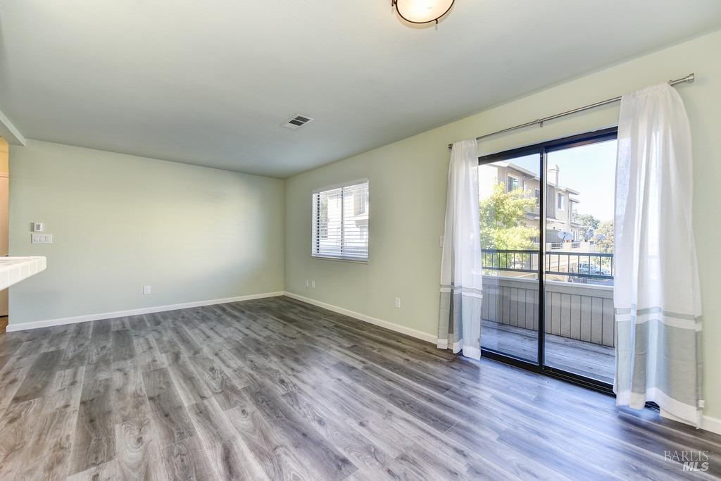 Frisbie Street #310, Vallejo, California image 3