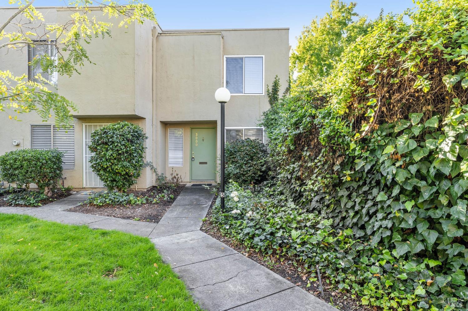 Photo of 3000 Yulupa Ave in Santa Rosa, CA