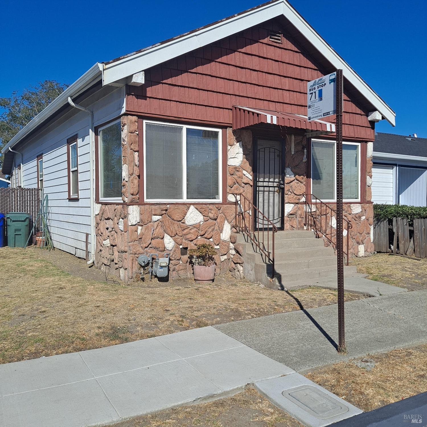 Photo of 4301 Potrero Ave in Richmond, CA