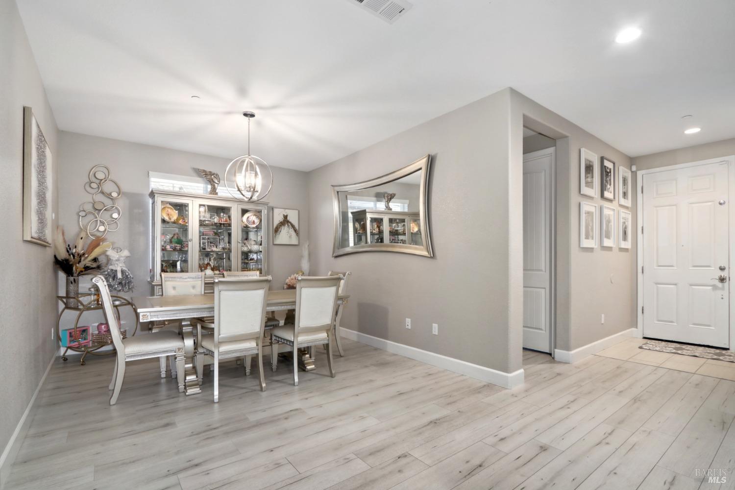 Aster Street, Vacaville, California image 9