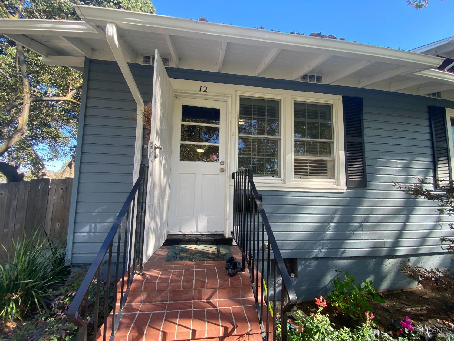Photo of 12 Selfridge St in Vallejo, CA