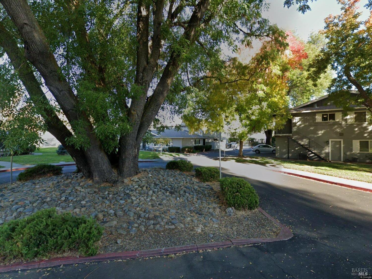 Photo of 111 Del Rio Cir #3 in Vacaville, CA