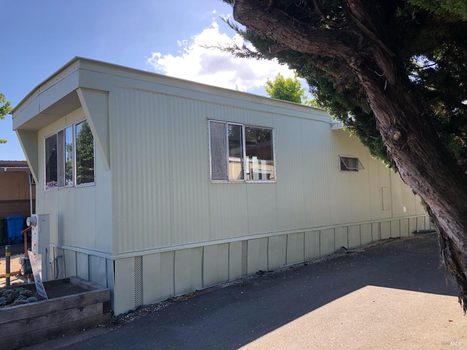 Photo of 300 Stony Point Rd #419 in Petaluma, CA