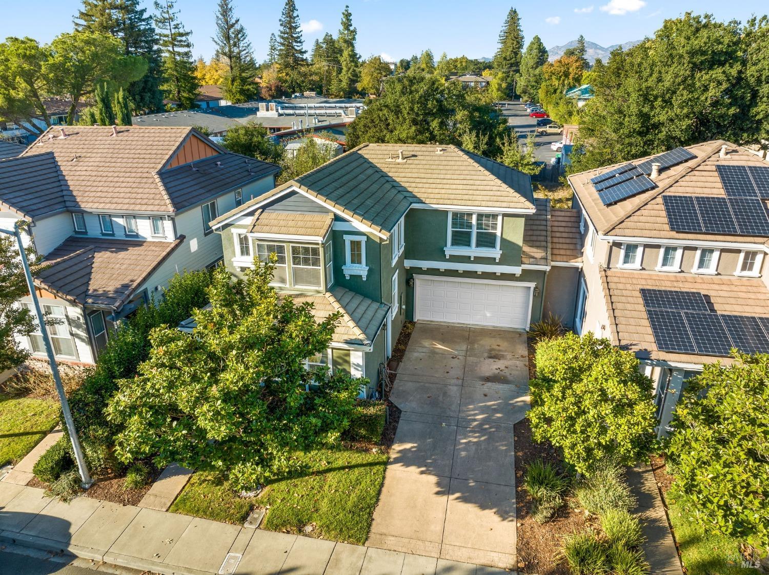Photo of 3245 Von Uhlit Ranch Rd in Napa, CA