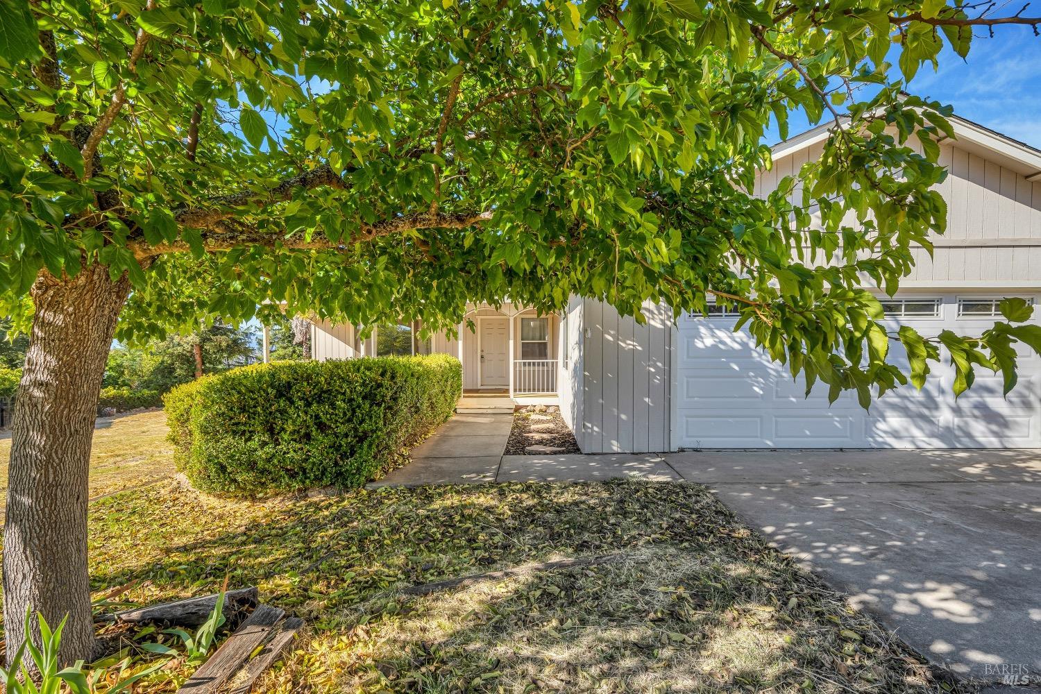 Photo of 19299 Coyle Springs Rd in Hidden Valley Lake, CA