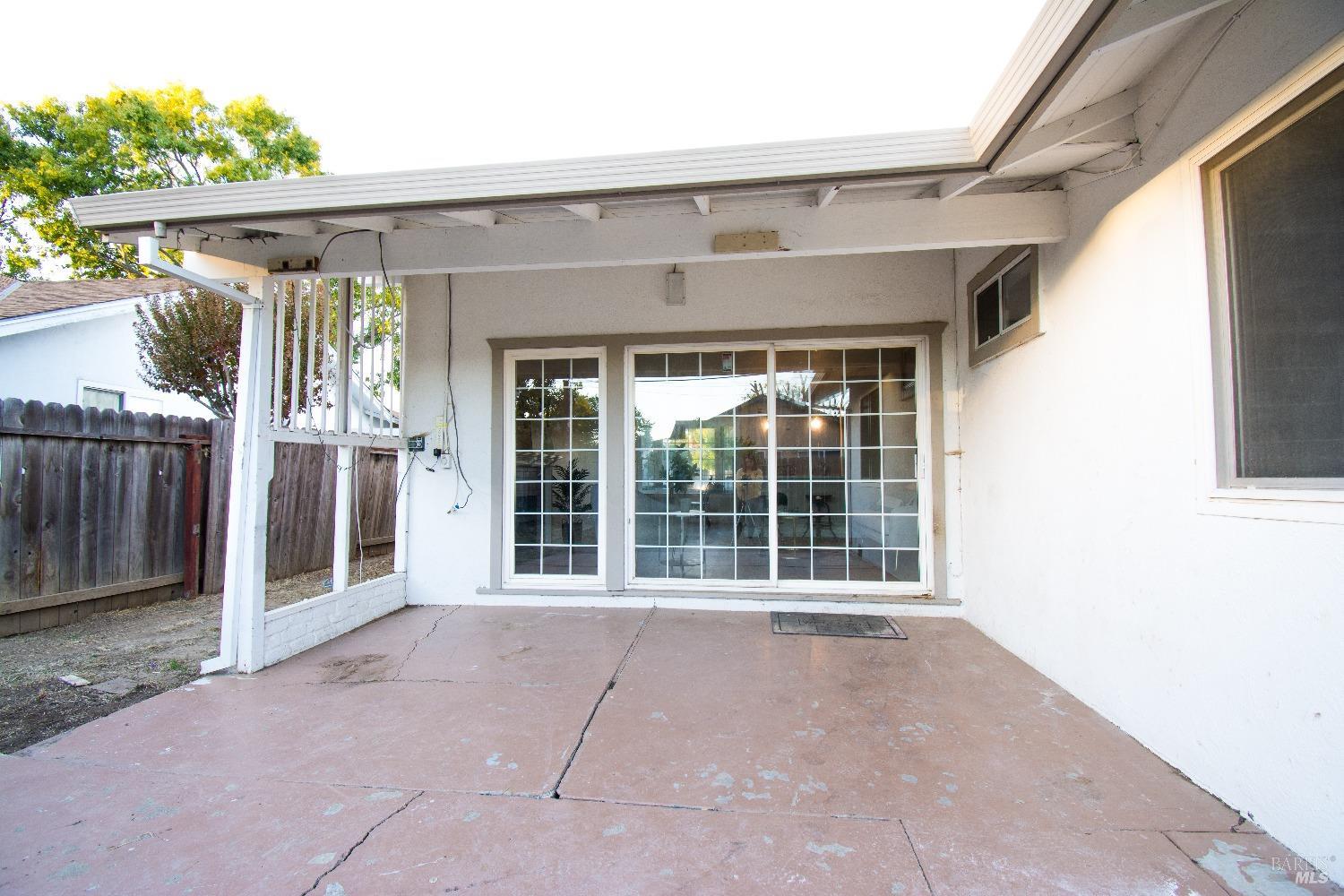 Cottonwood Street, Vacaville, California image 40