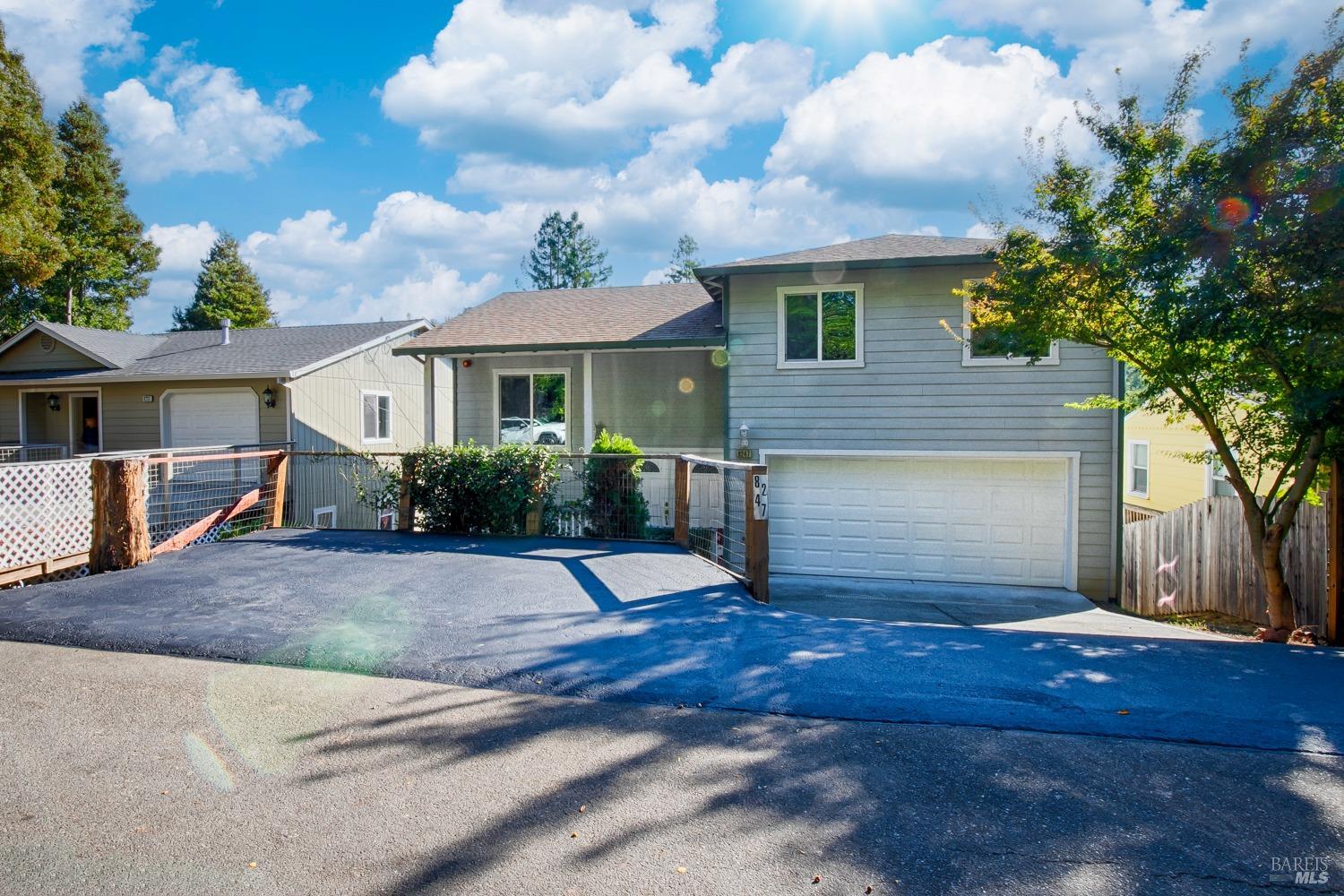 Photo of 8247 Grape Ave in Forestville, CA