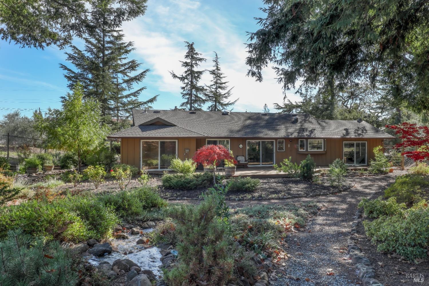 Photo of 4271 Deer Trail Rd in Santa Rosa, CA