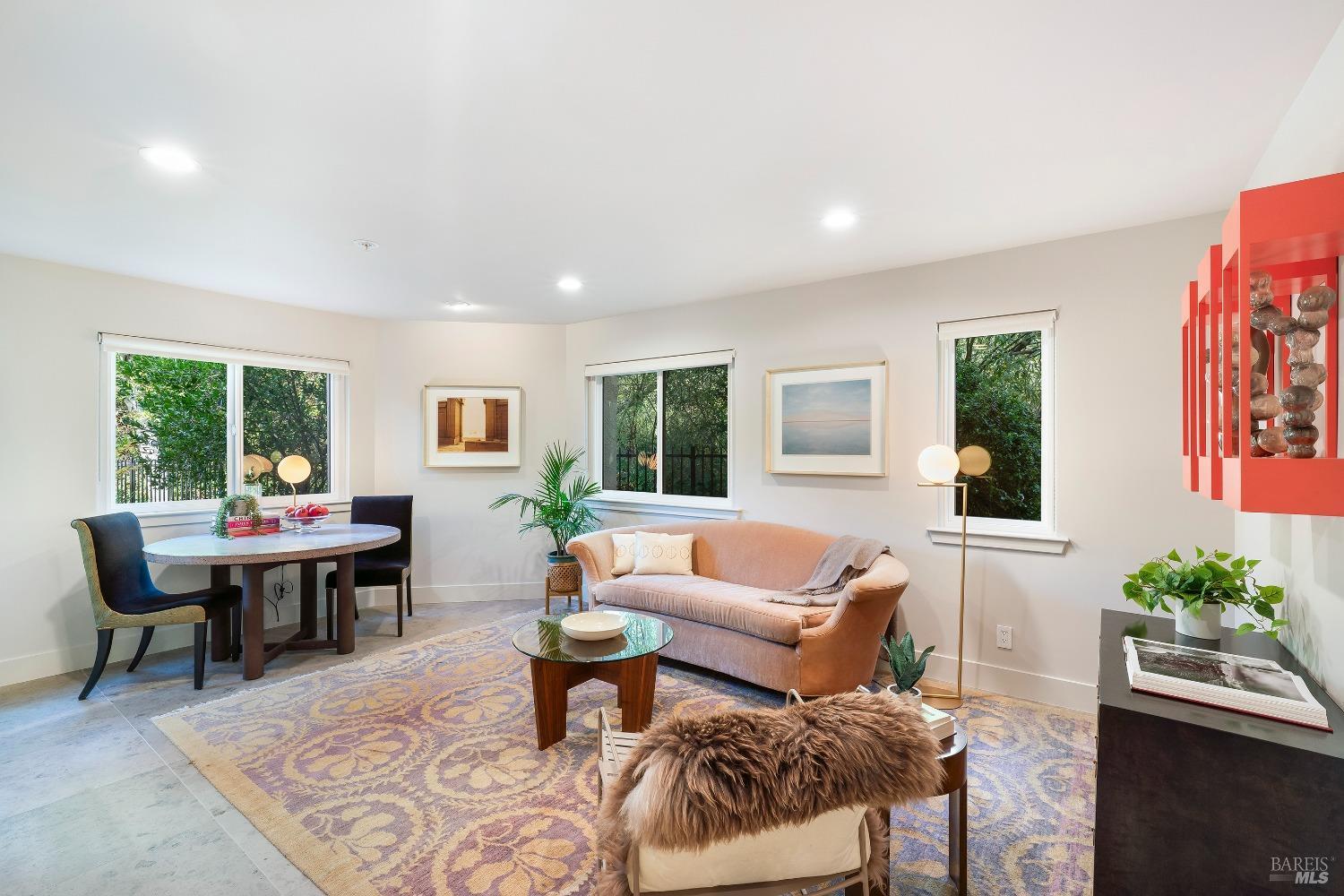 Photo of 202 Foss Creek Cir #C in Healdsburg, CA