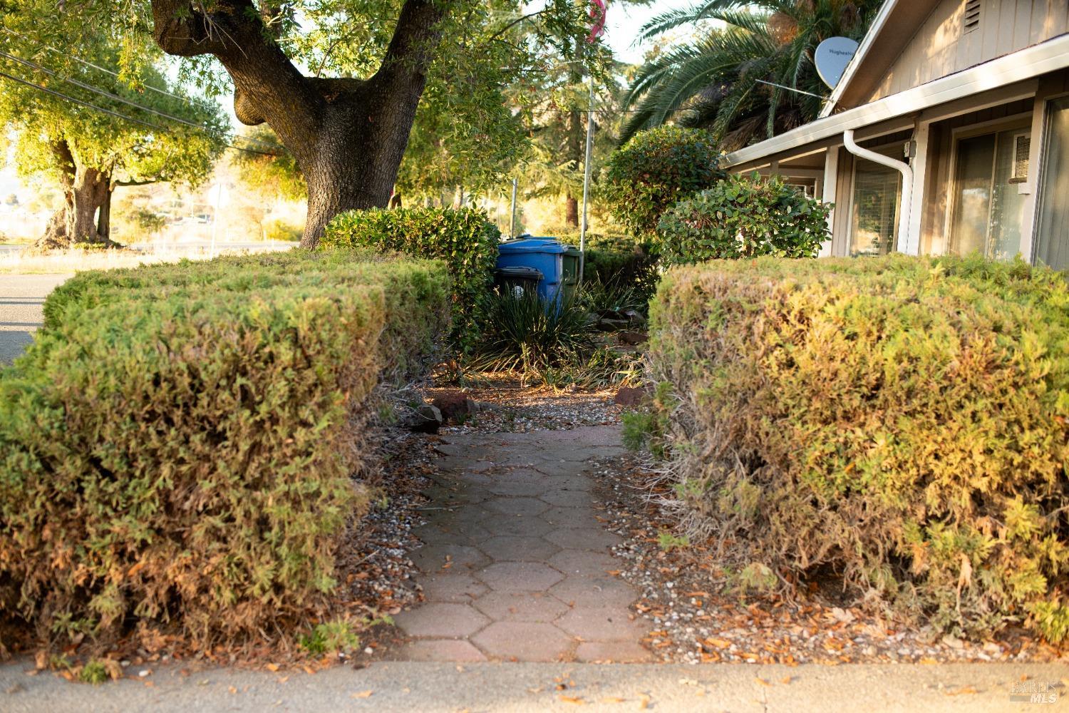 Bender Drive, Lucerne, California image 3