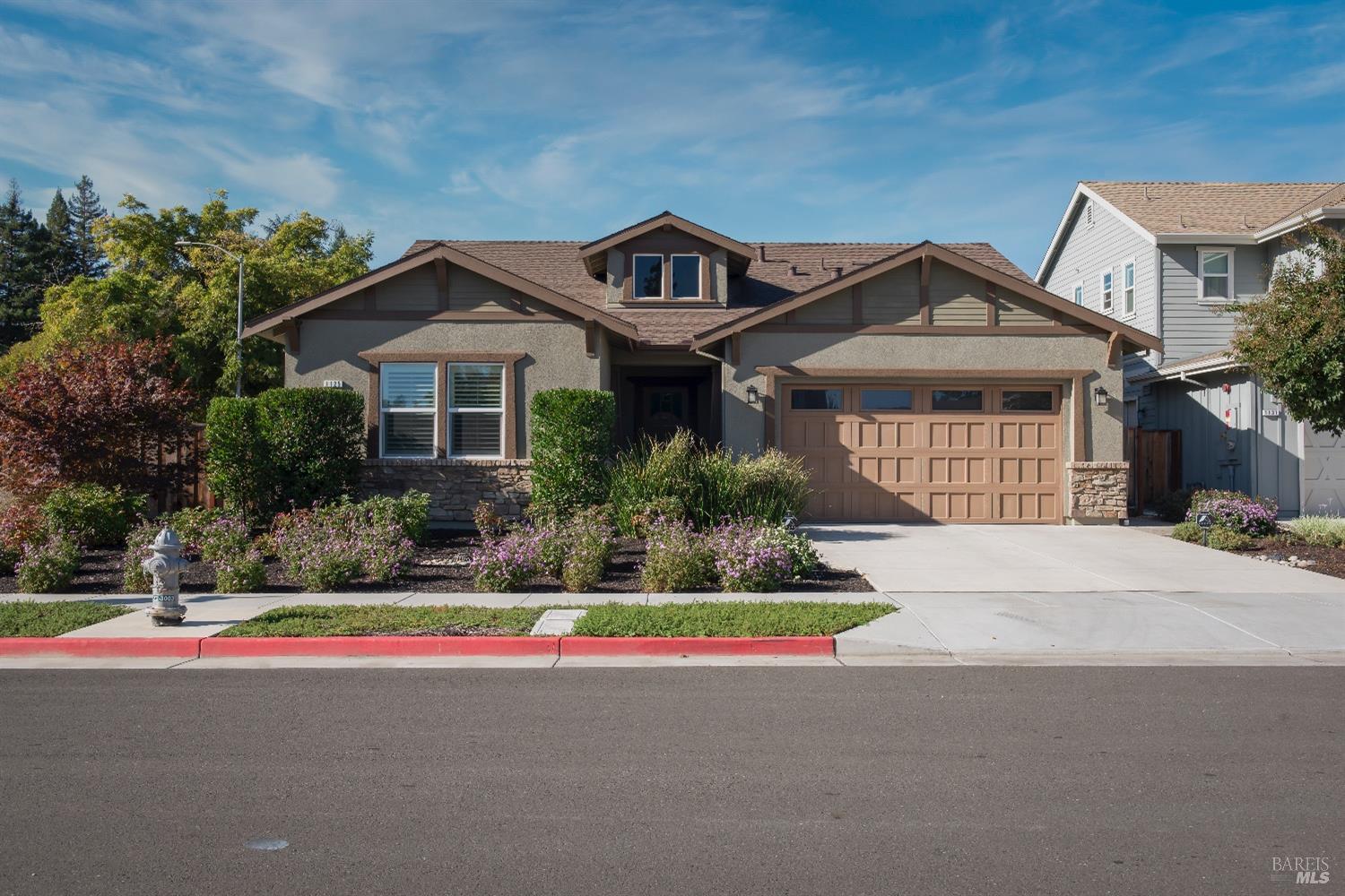 Photo of 1125 La Pintura Ln in Napa, CA