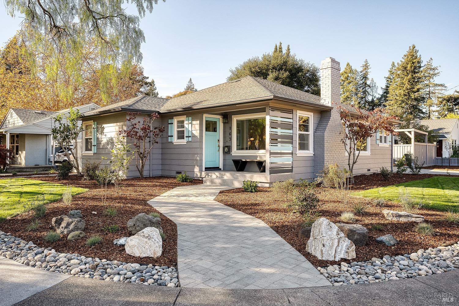 Photo of 163 California Ave in Santa Rosa, CA