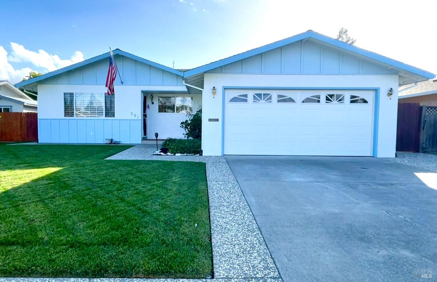 Photo of 391 Chelan Dr in Vacaville, CA