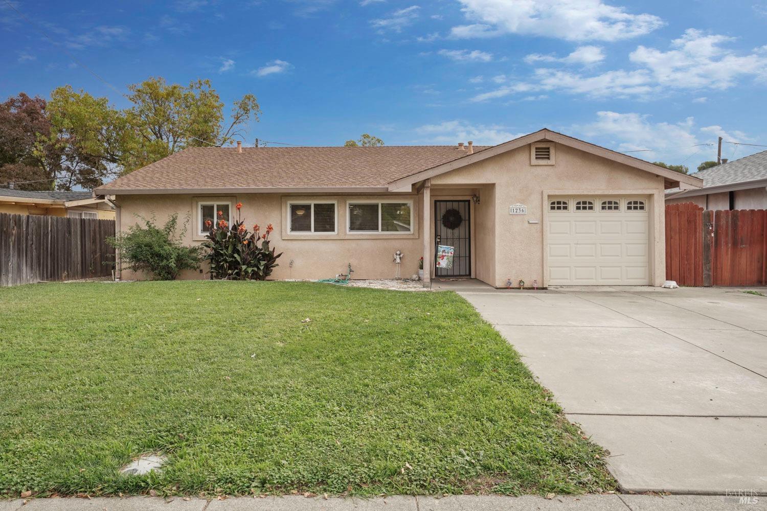 Photo of 1236 Van Buren St in Fairfield, CA