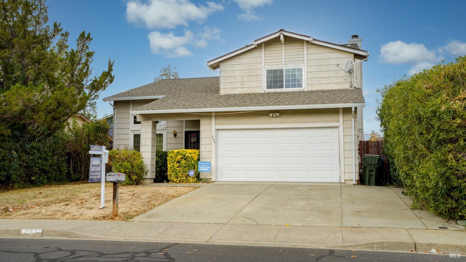 Photo of 902 Yosemite Wy in Suisun City, CA