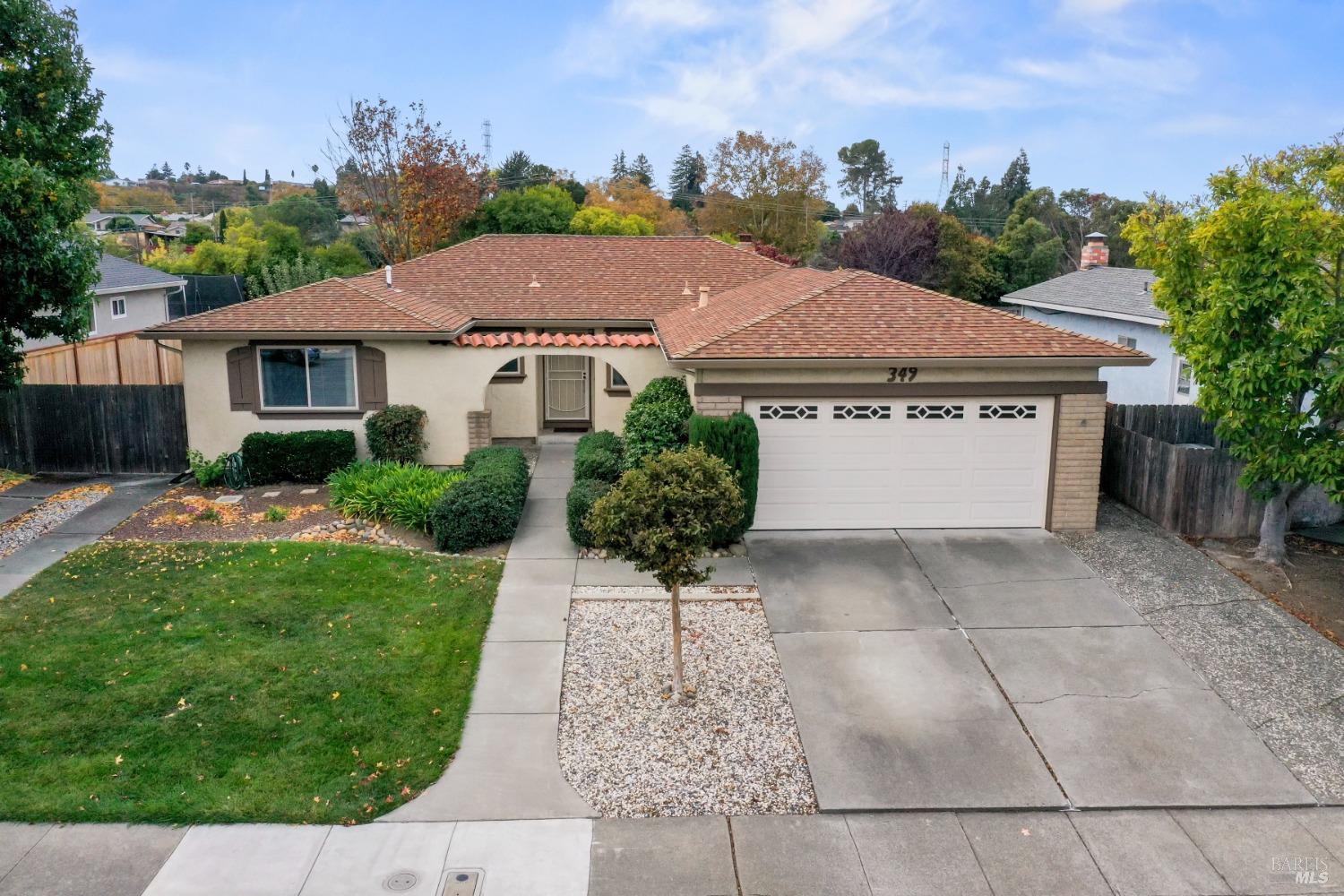 Photo of 349 Lexington Dr in Vallejo, CA