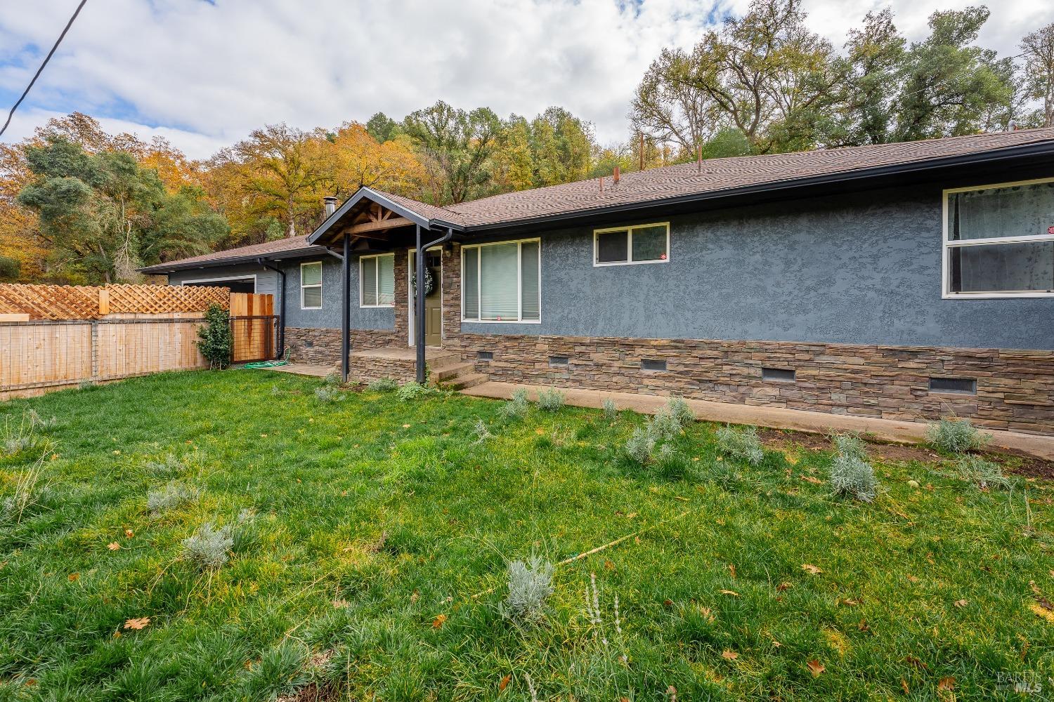 Photo of 1901 Rd B in Redwood Valley, CA