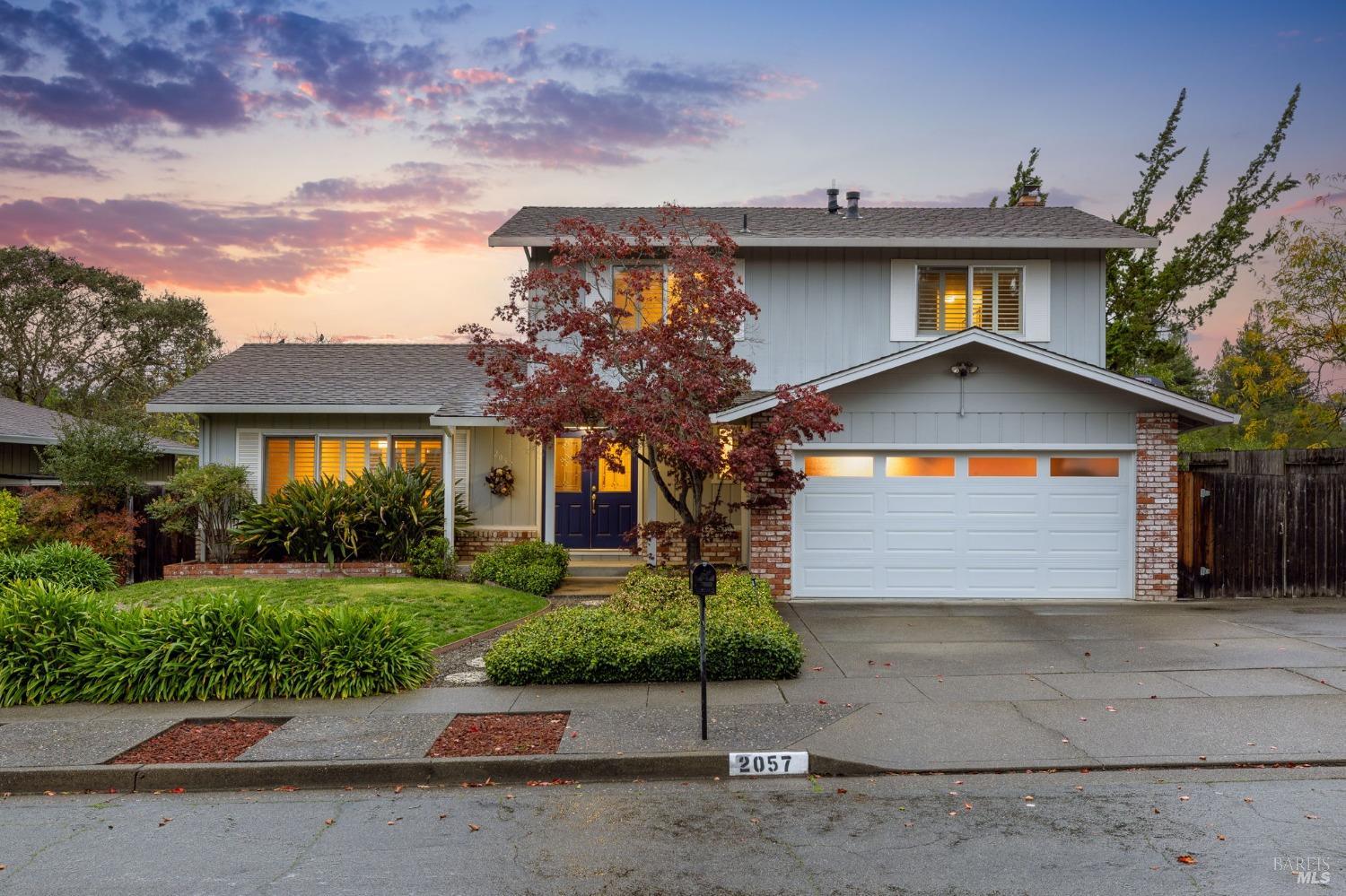 Photo of 2057 Rolling Hill Dr in Santa Rosa, CA