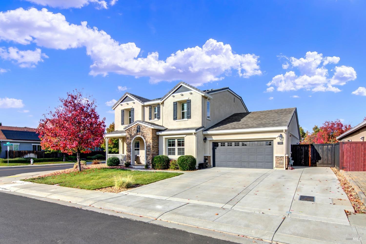 Photo of 735 Canterbury Cir in Vacaville, CA
