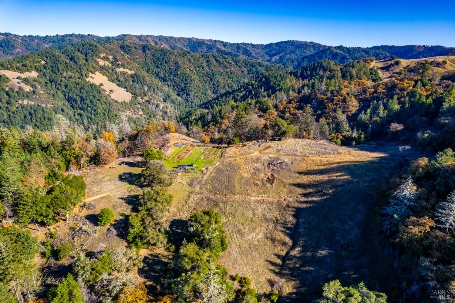 Photo of 5001 Black Oak Ridge Rd in Boonville, CA