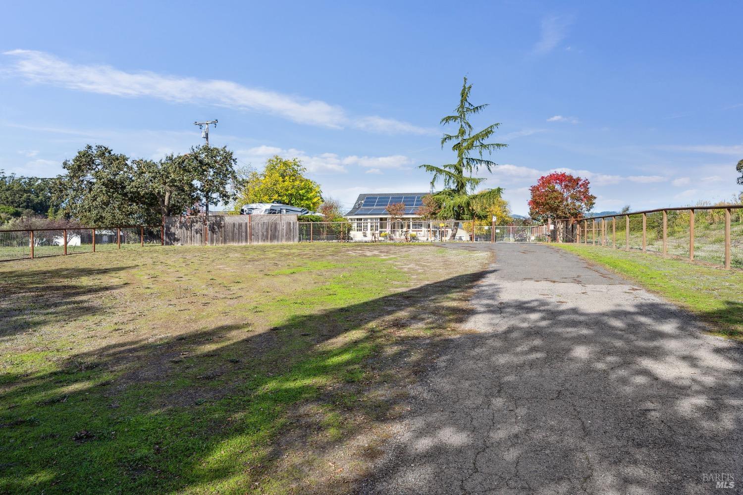 Photo of 21725 Burndale Rd in Sonoma, CA