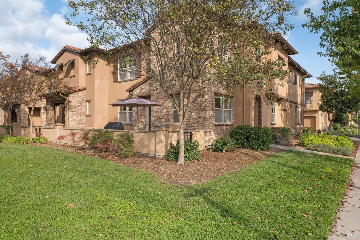 Photo of 190 Healdsburg Ave #A in Cloverdale, CA
