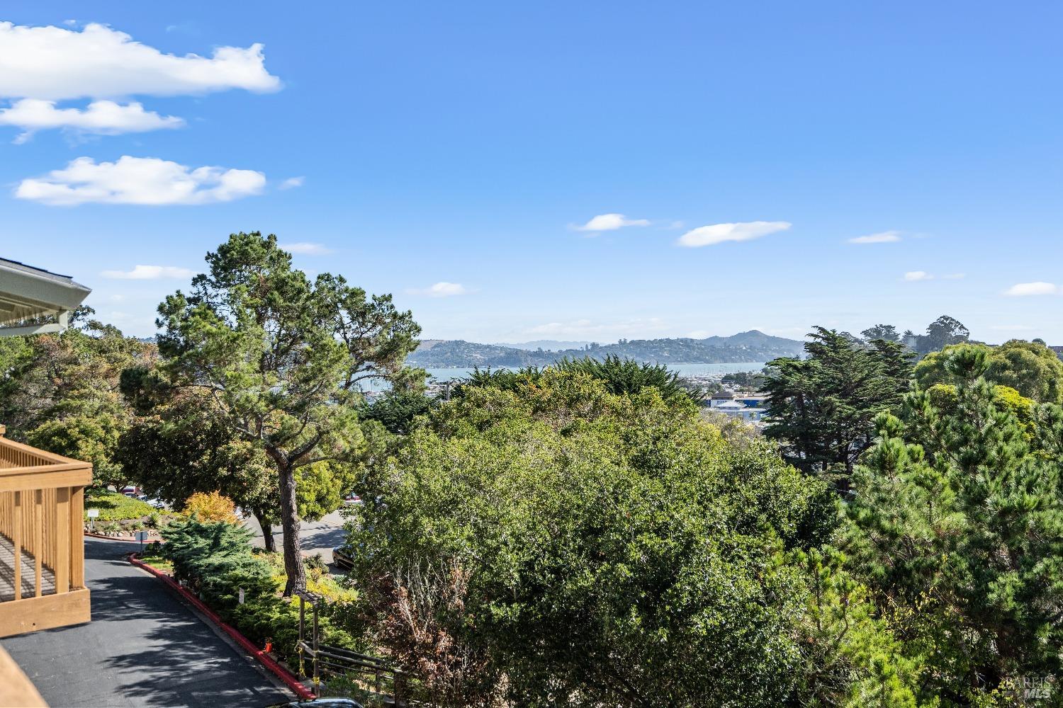 Detail Gallery Image 1 of 1 For 707 Drake Ave, Sausalito,  CA 94965 - 2 Beds | 1 Baths