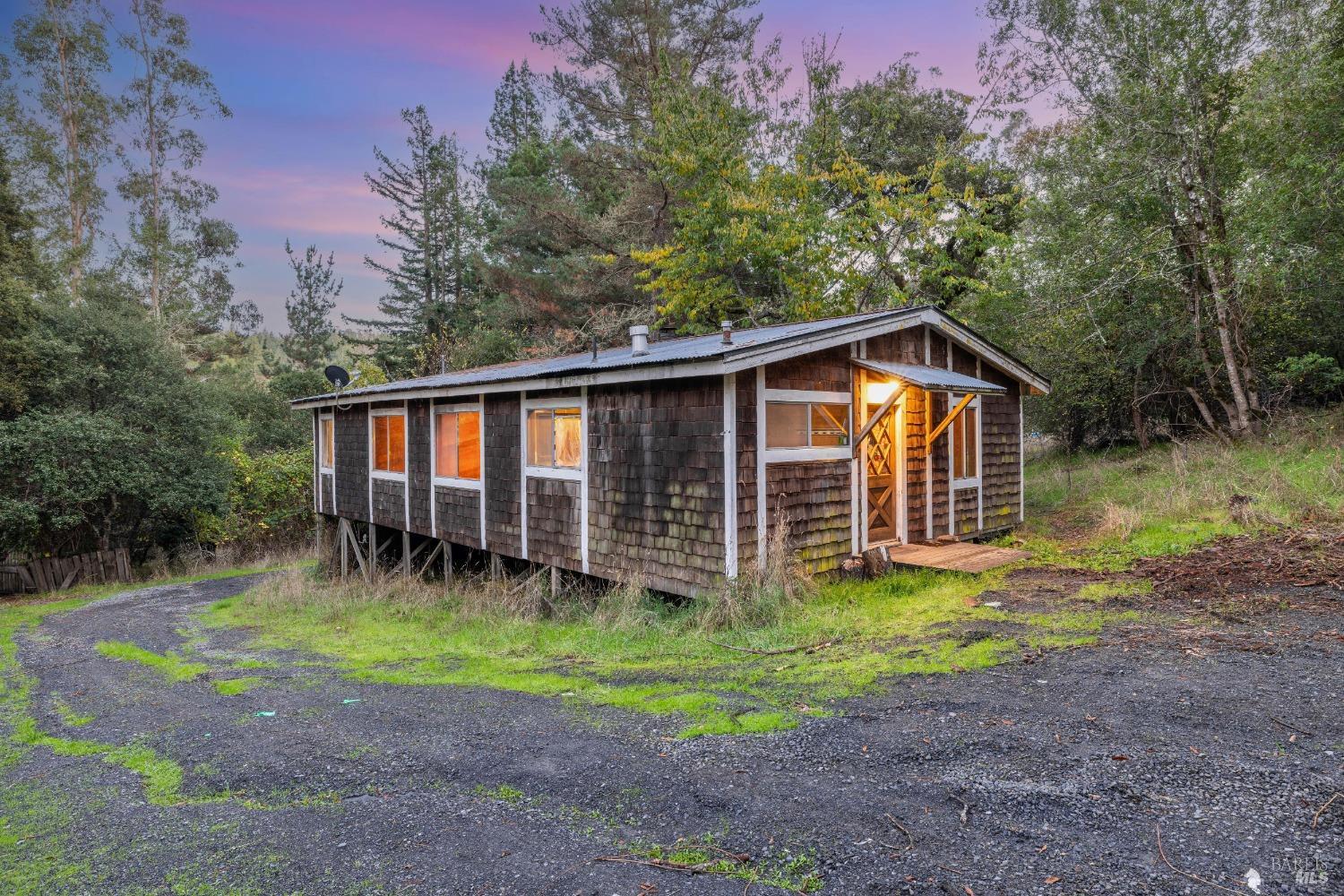 Photo of 1152 Sexton Rd in Sebastopol, CA