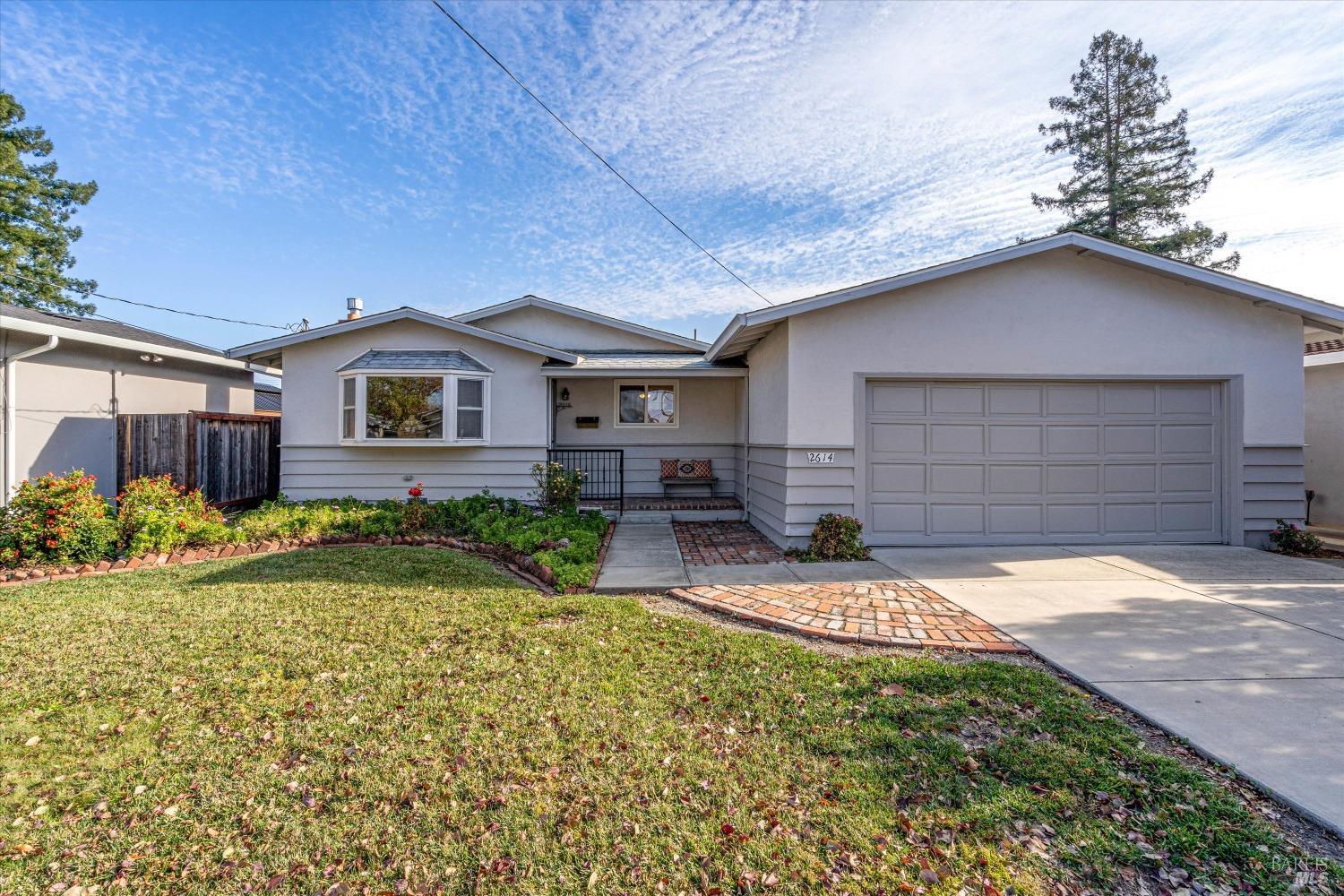 Photo of 2614 Brown St in Napa, CA