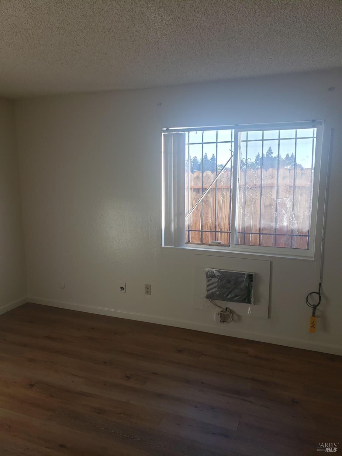 Photo of 2101 Santa Ana Dr #14 in Fairfield, CA