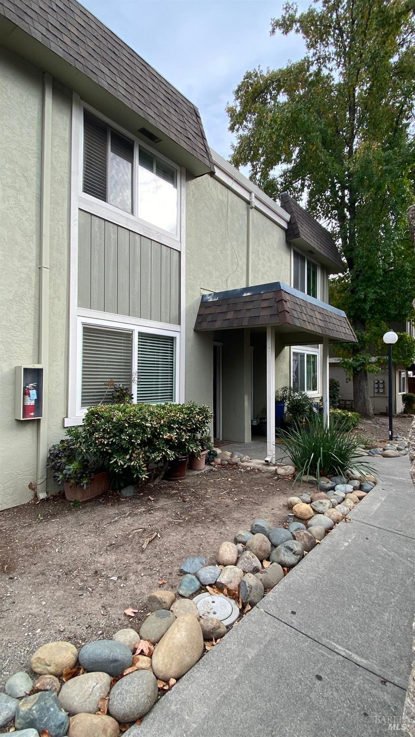 Detail Gallery Image 23 of 24 For 1360 Callen St #B,  Vacaville,  CA 95688 - 2 Beds | 1/1 Baths