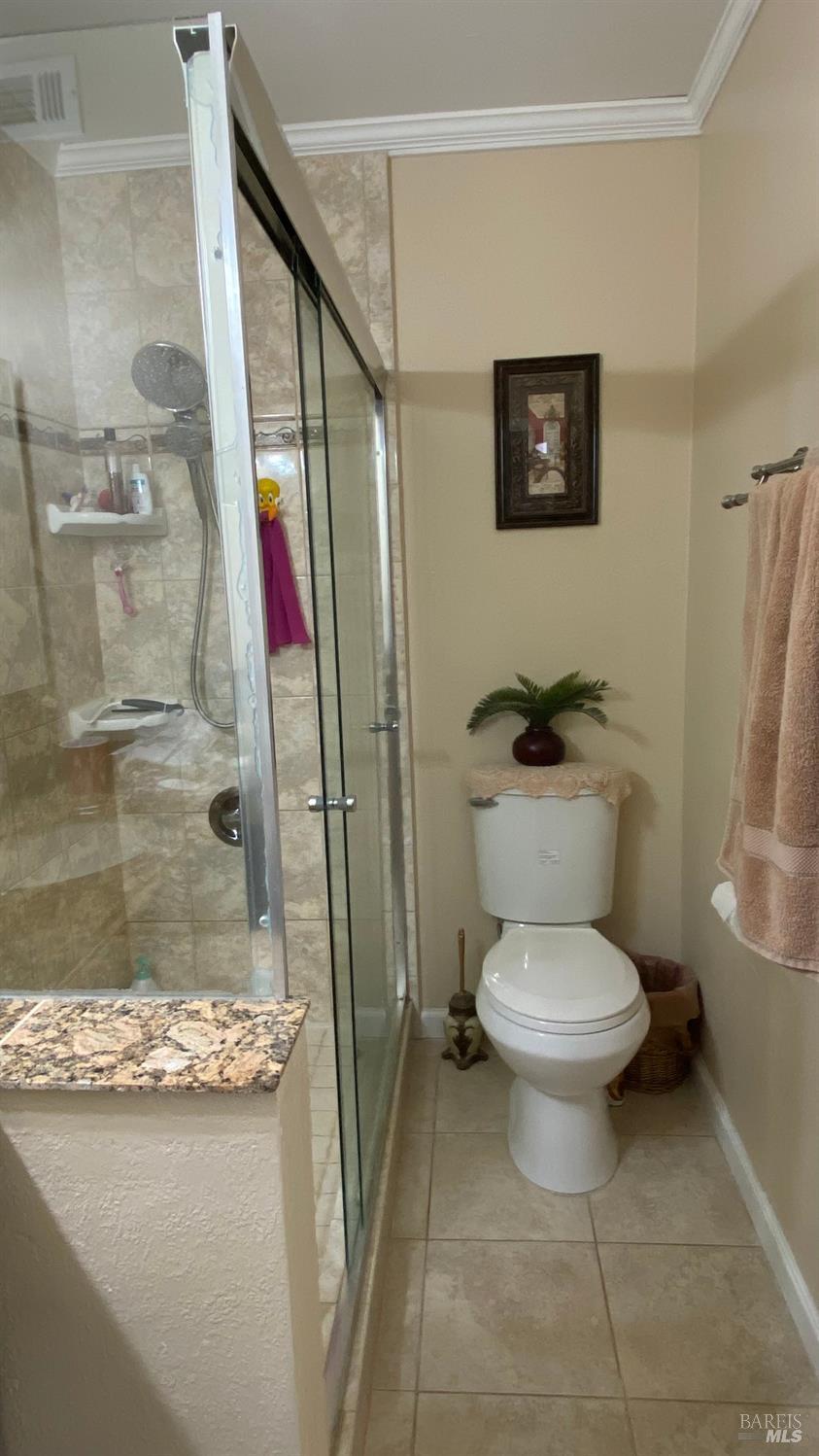 Detail Gallery Image 13 of 16 For 1360 Callen St #B,  Vacaville,  CA 95688 - 2 Beds | 1/1 Baths