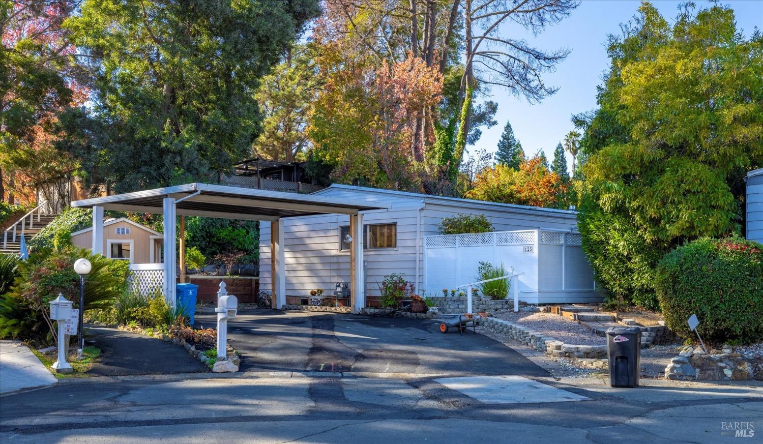 Photo of 125 Phyllis Ct in Vallejo, CA