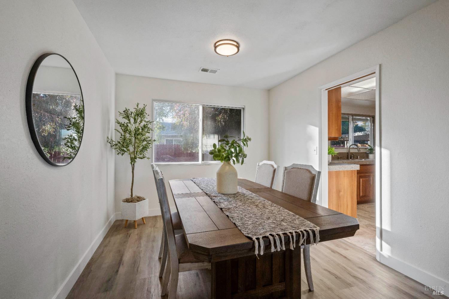 Midvale Drive, Vacaville, California image 7