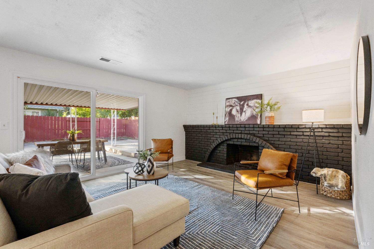 Midvale Drive, Vacaville, California image 14