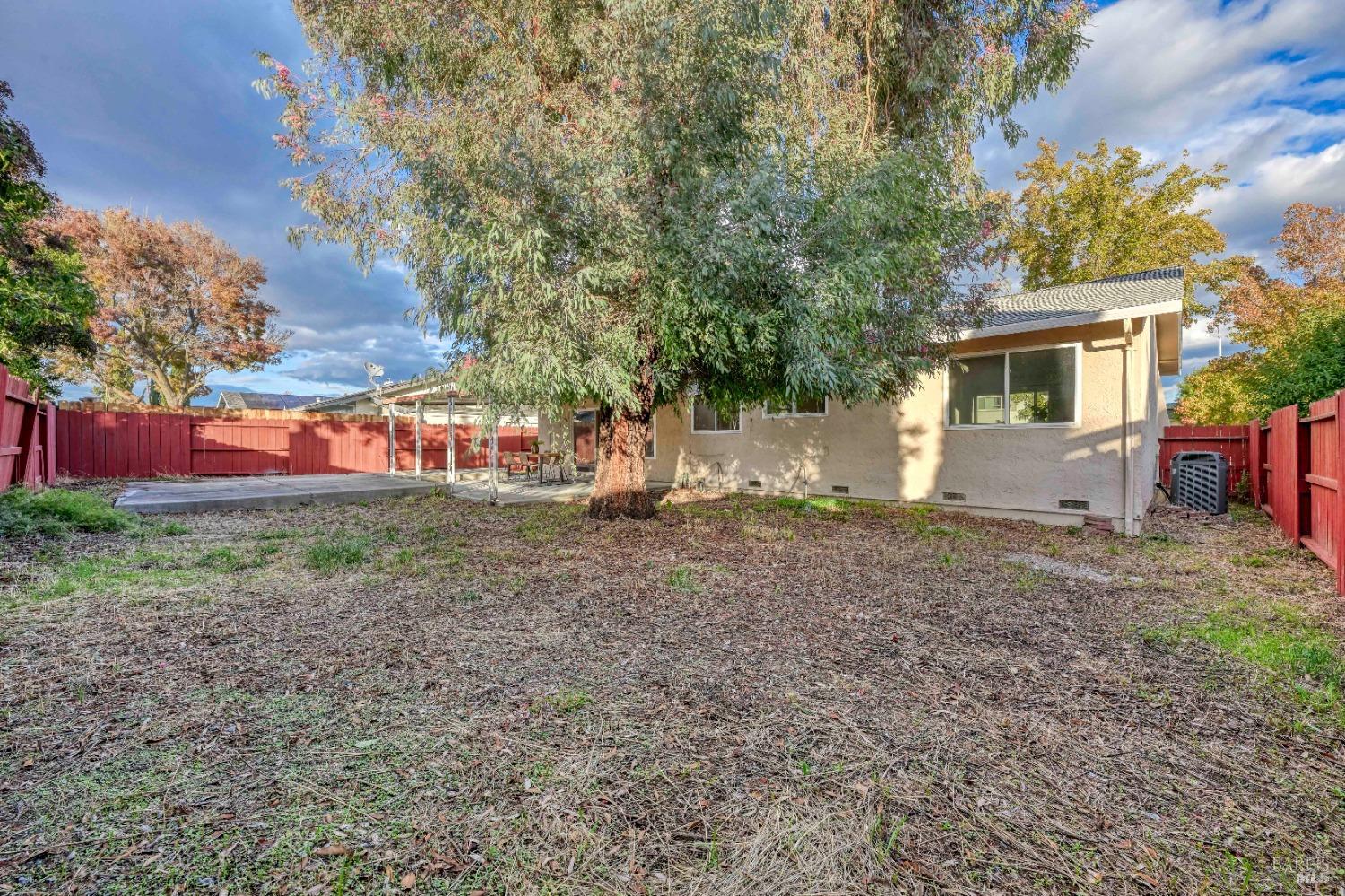 Midvale Drive, Vacaville, California image 35