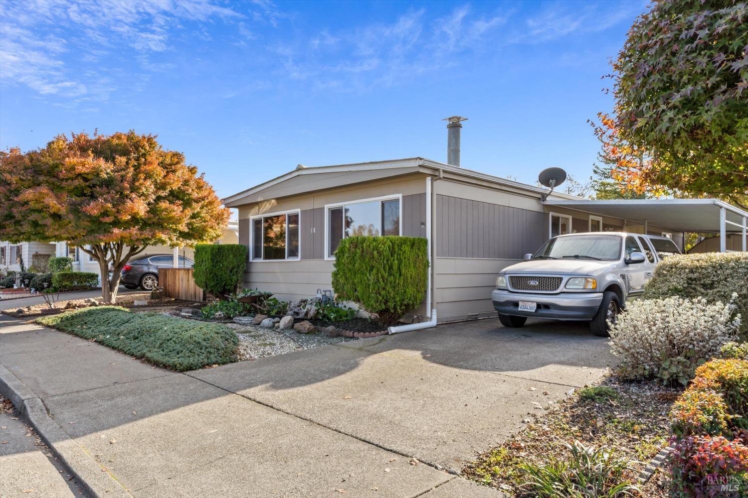 Photo of 18 Charro Ct in Santa Rosa, CA