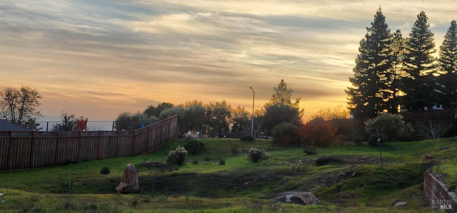 Photo of 3755 Paxton Pl in Santa Rosa, CA
