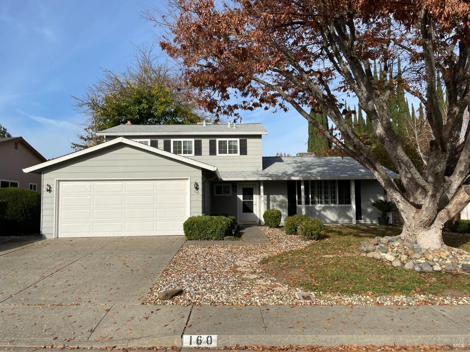 Photo of 160 Carmel Ct in Vacaville, CA