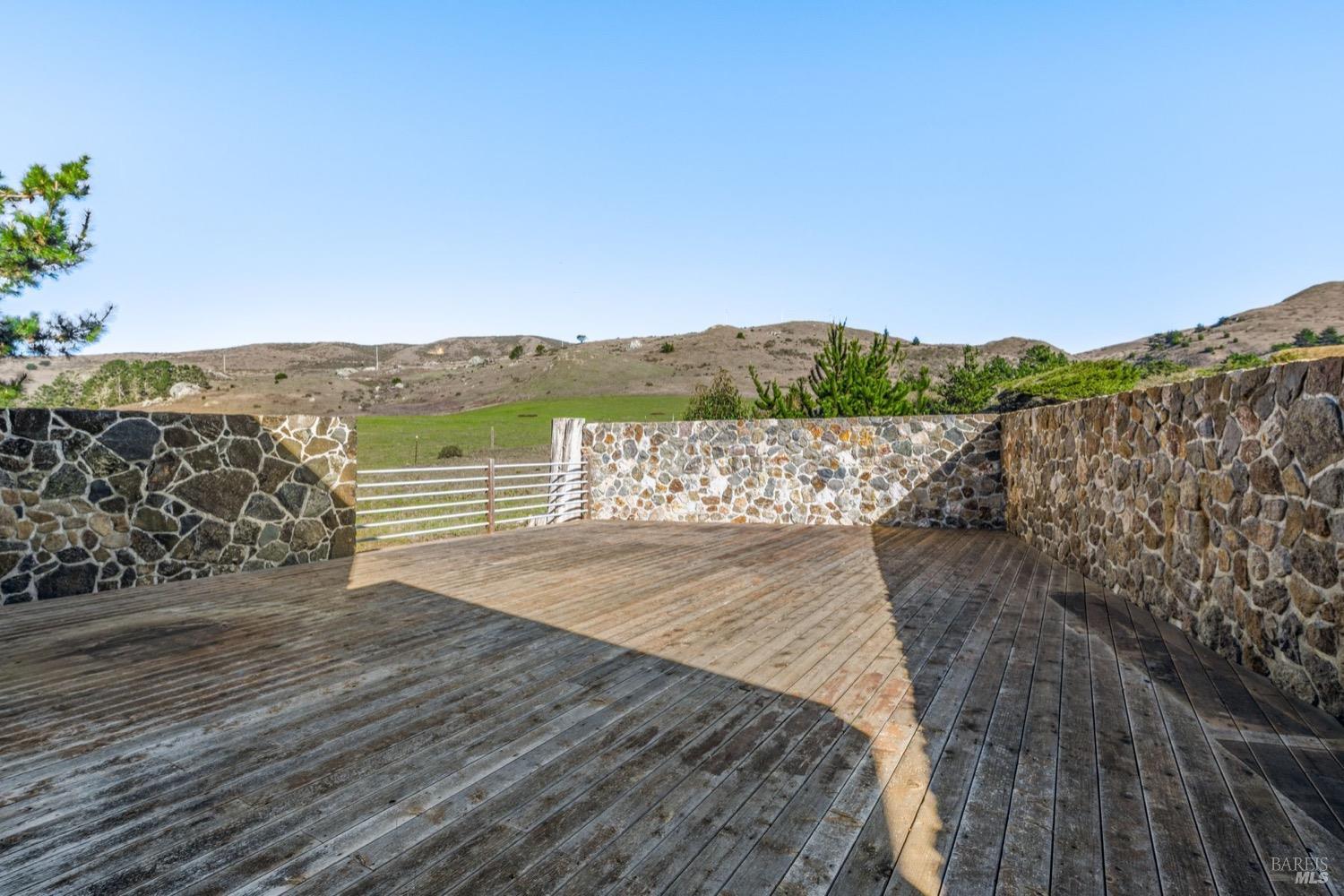 Detail Gallery Image 30 of 36 For 2490 Hwy 1 Unkn, Bodega Bay,  CA 94923 - 3 Beds | 2 Baths