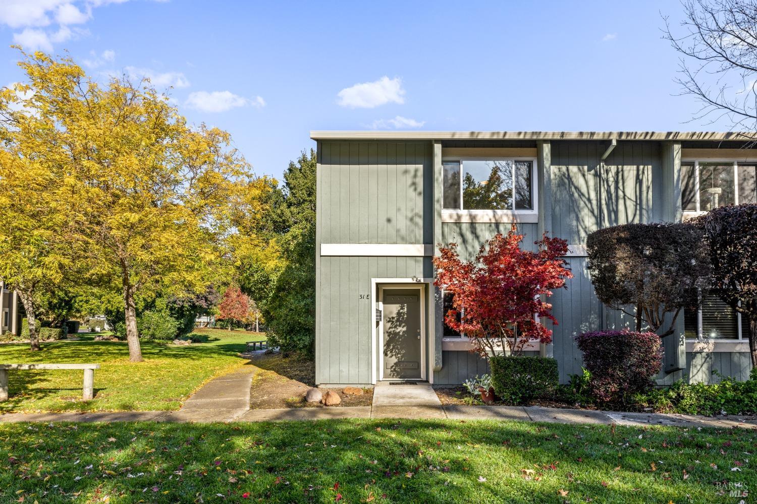 Photo of 31 Oliva Dr #E in Novato, CA