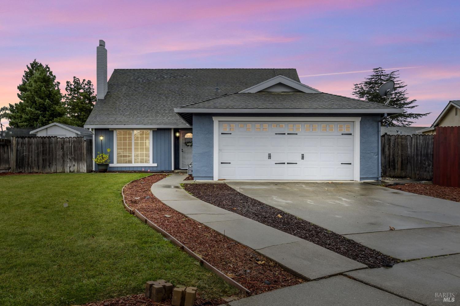 Photo of 130 Rockport Ct in Vacaville, CA