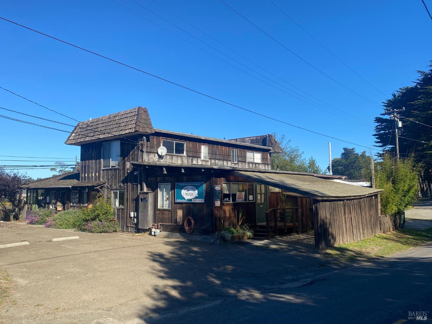 Photo of 18300 Old Coast Hwy in Fort Bragg, CA