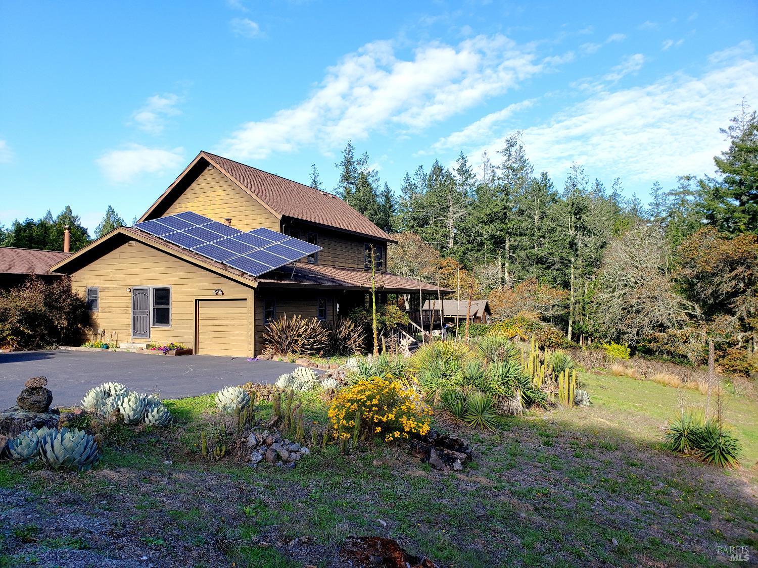 Photo of 737 Jonive Rd in Sebastopol, CA