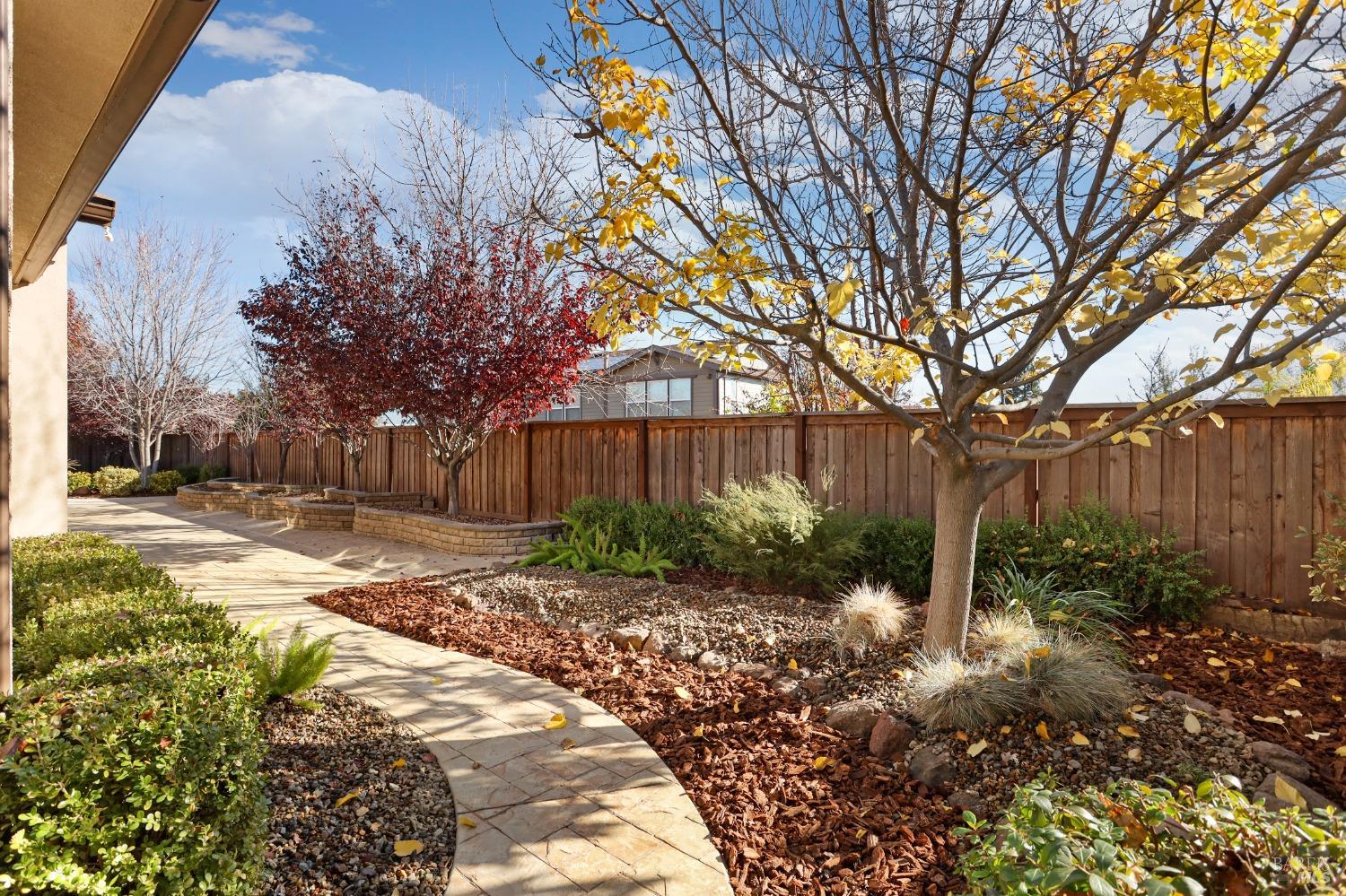 Eagles Nest Court, Vacaville, California image 15