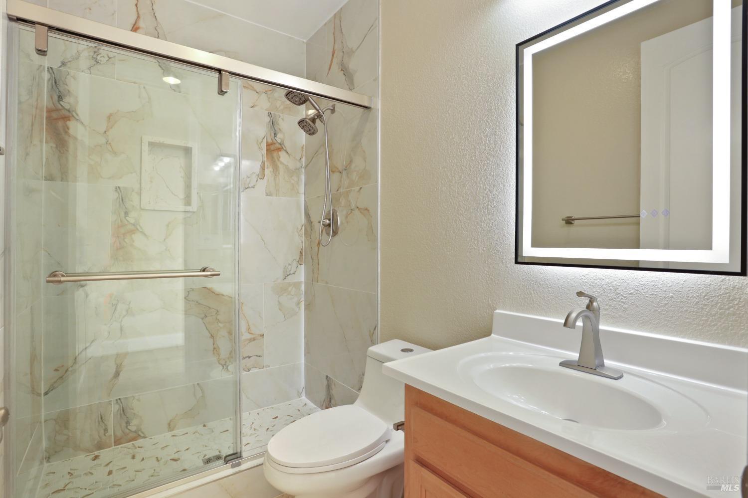 Eagles Nest Court, Vacaville, California image 34