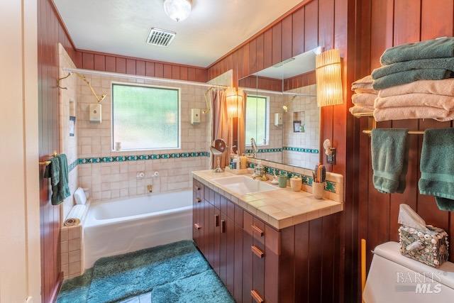 Detail Gallery Image 22 of 26 For 44561 Gordon Ln, Mendocino,  CA 95460 - 3 Beds | 2 Baths