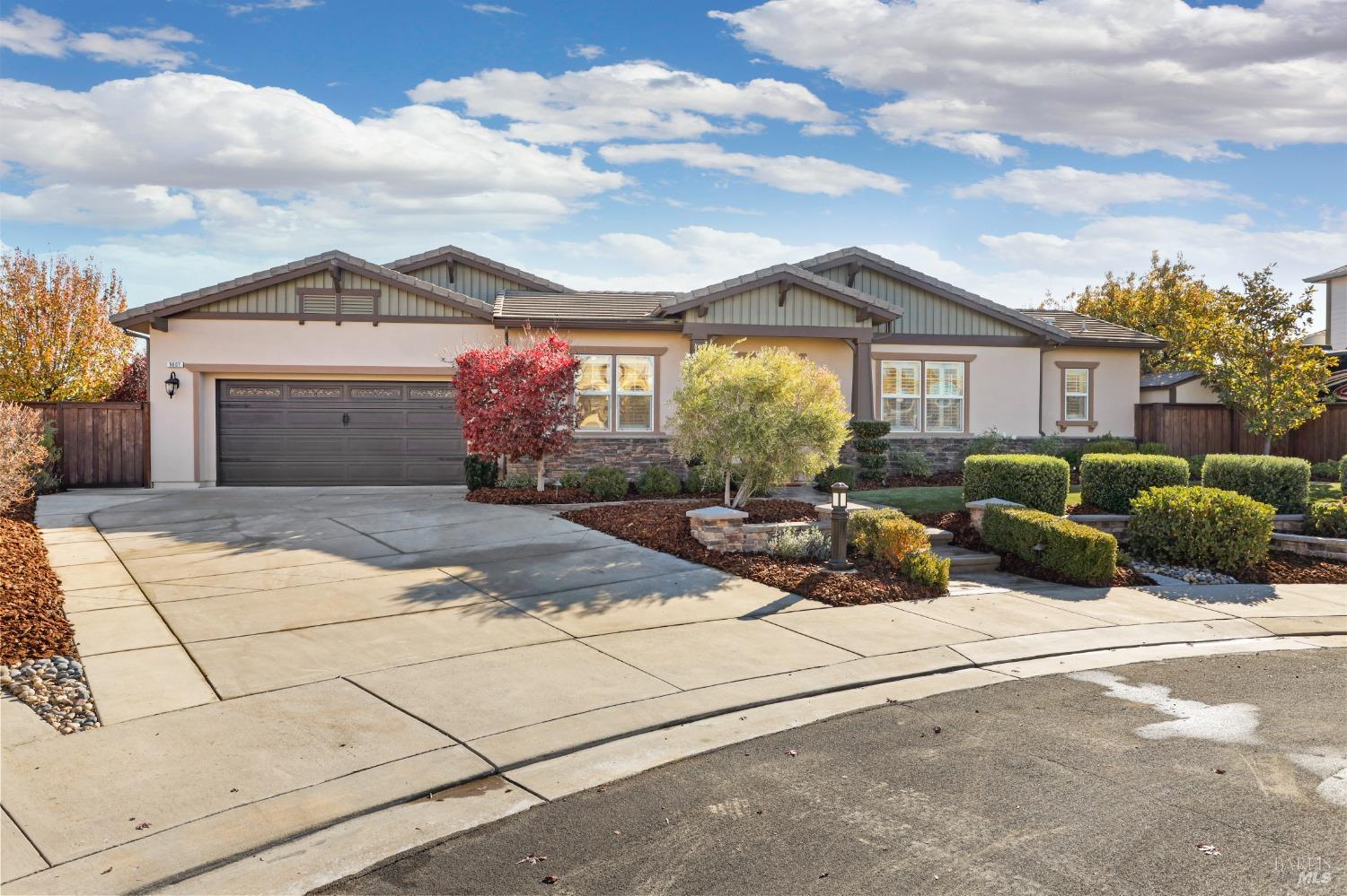 Eagles Nest Court, Vacaville, California image 2