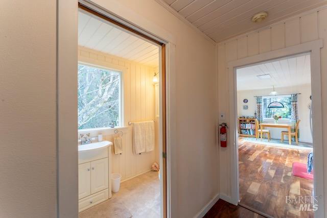Detail Gallery Image 12 of 26 For 44561 Gordon Ln, Mendocino,  CA 95460 - 3 Beds | 2 Baths